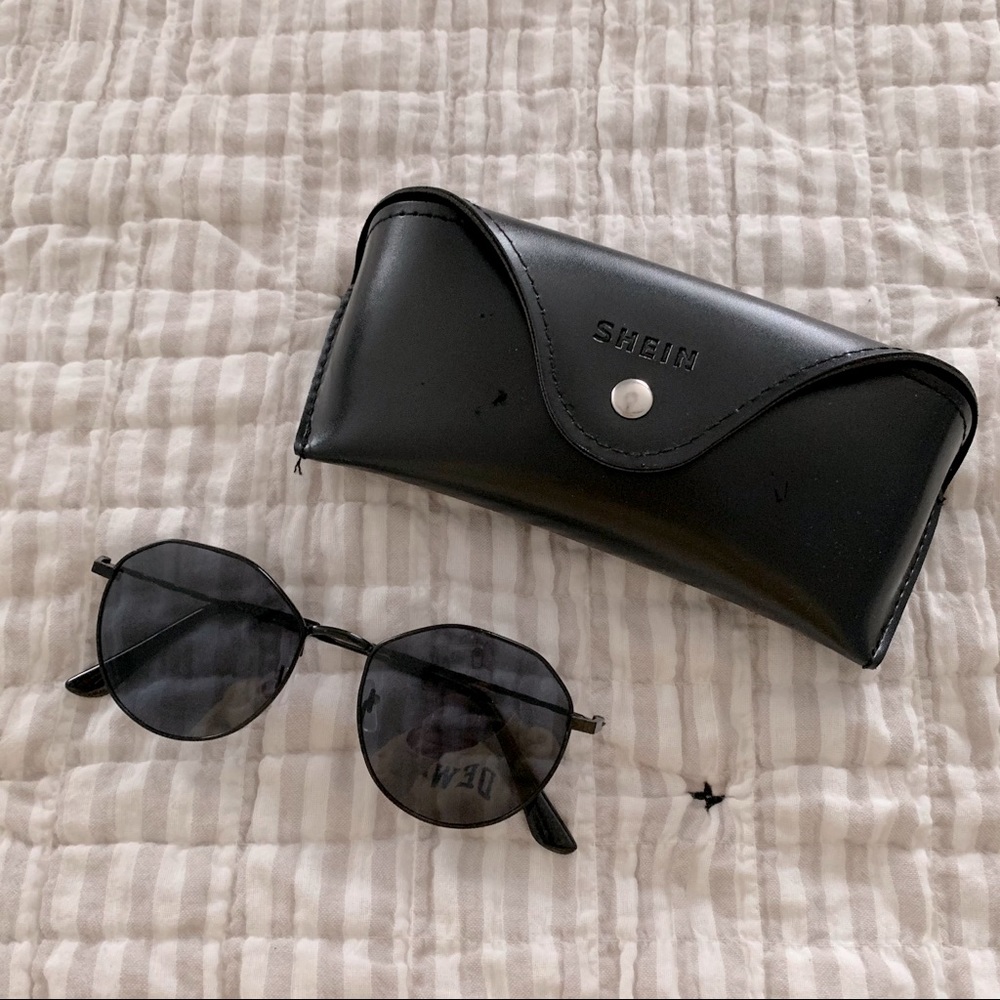 SHEIN • Sunglasses